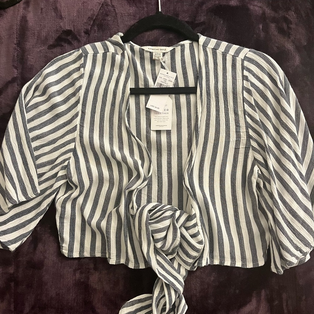 Tie front striped American Eagle top